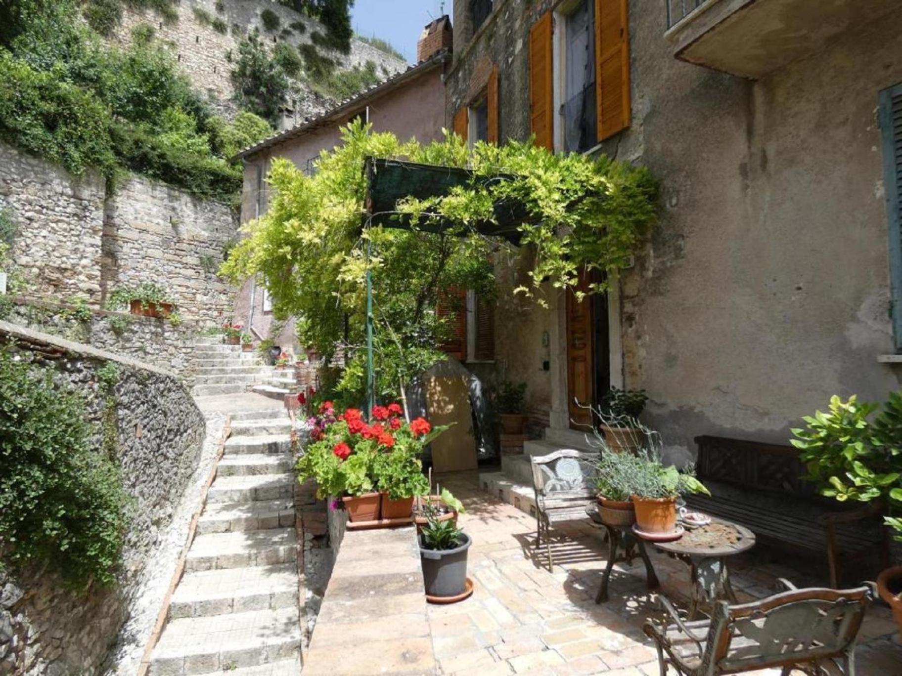 Scappo In Umbria, La Loggia Apartment Amelia Bagian luar foto
